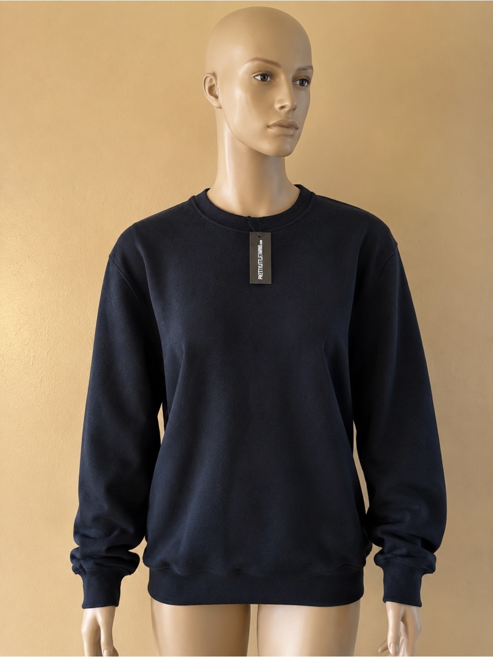 Pretty Little Thing | Black Oversized Sweatshirt | Medium